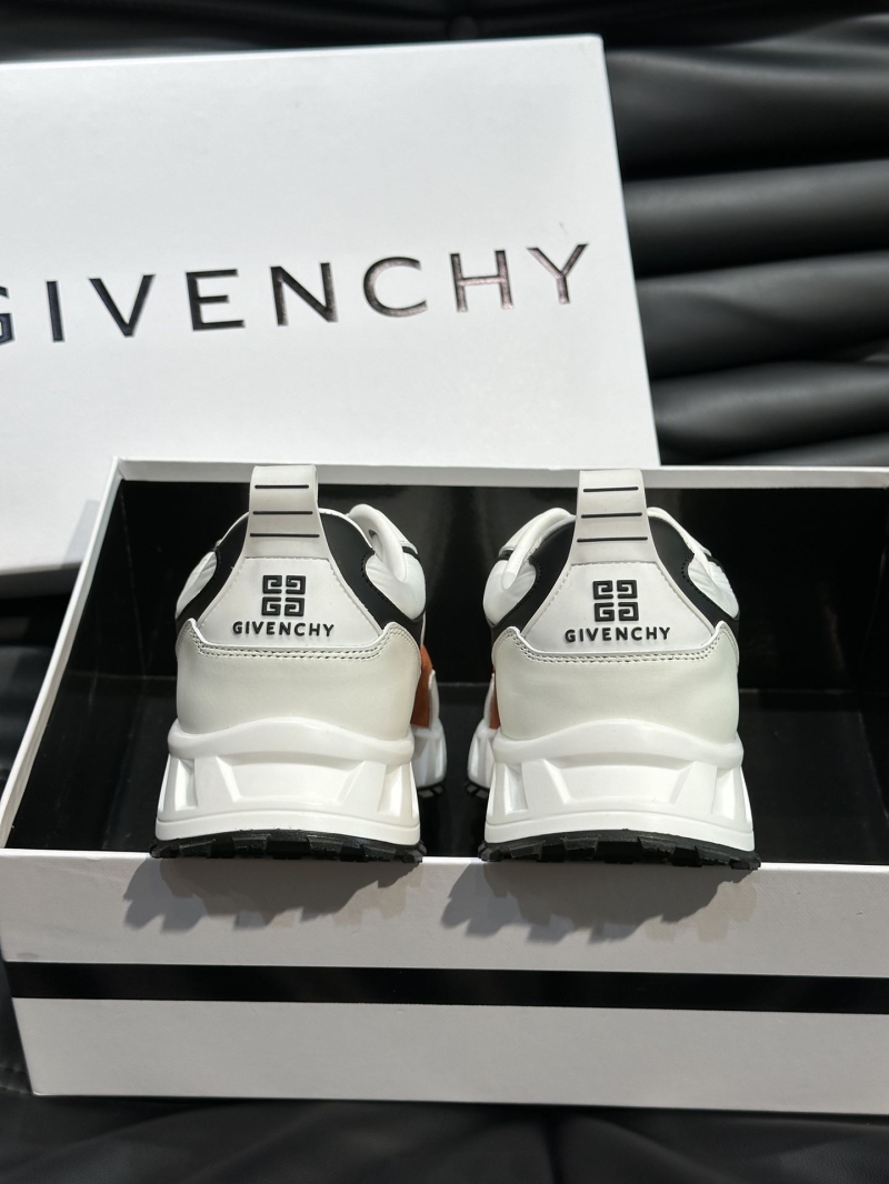 Givenchy Sneakers